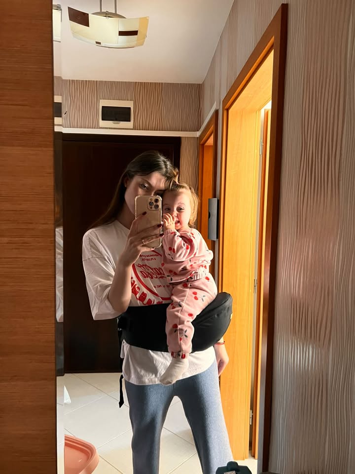 Ергономична седалка за бебе